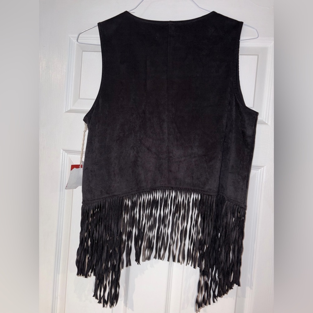 Black Fringe Suede-Look Vest - Women - Picture 5 of 5